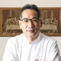 鈴木弥平　イタリア料理　ピアットスズキ