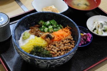 ねばり丼