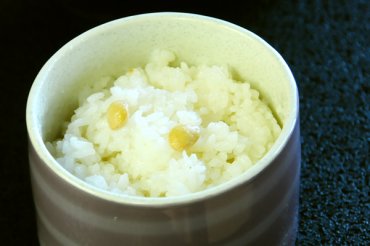 自家農園コシヒカリで作った大豆ごはん