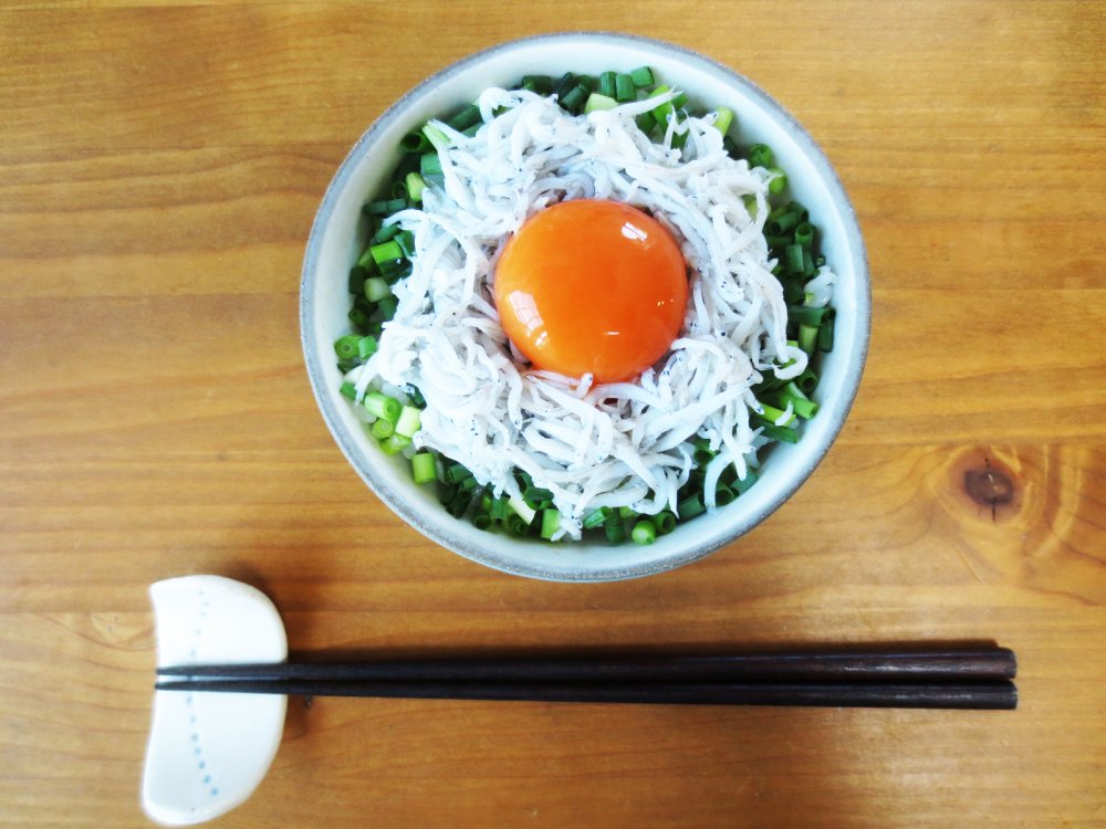 大洗産釜揚げしらす丼