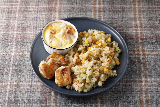 彩りピラフと「torochi」ココットキッシュ