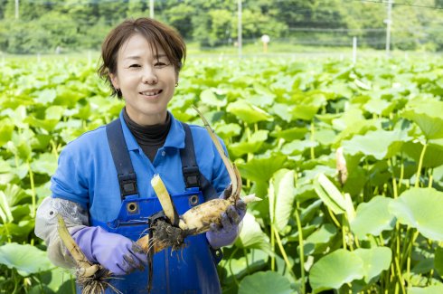 藤井農園の藤井圭子さん（かすみがうら市）