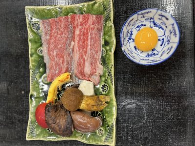 【よし町】天然きのこと常陸牛煌のすき焼き